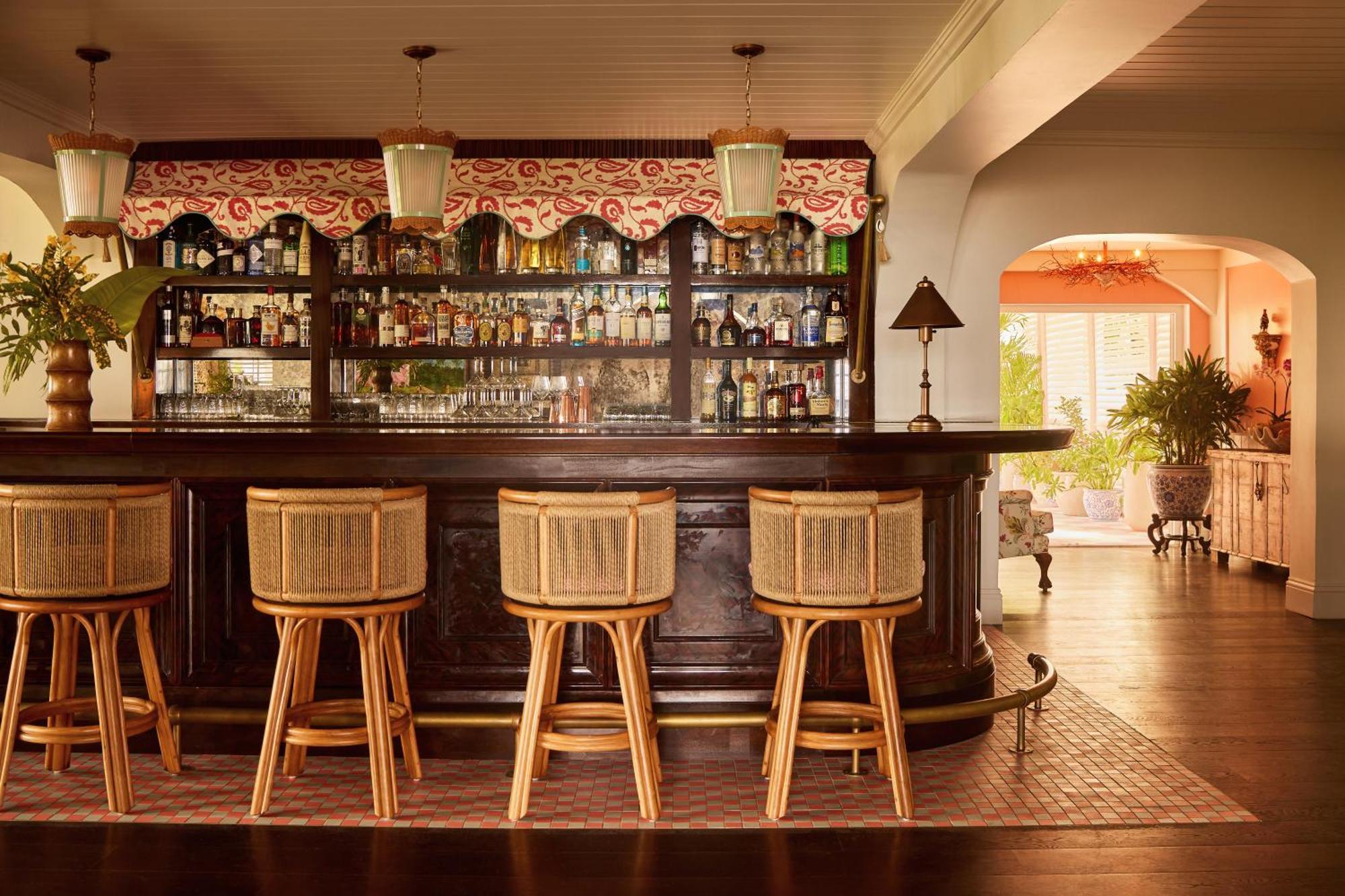 Coral Sands Inn & Cottages Dunmore Town Eksteriør billede